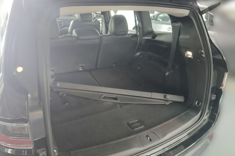 Used Jeep Grand Commander 2018 2.0T Four-Wheel Drive Enjoyment Edition China VI Trunk