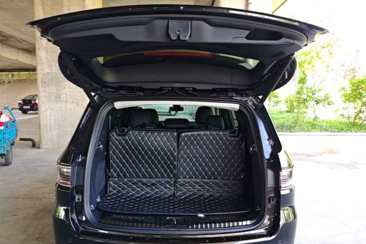 Used Jeep Grand Commander 2018 2.0T Four-Wheel Drive Premium Navigation Version China V Trunk