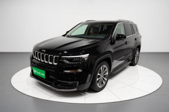 Ojetý Jeep Grand Commander 2018 2.0T Four-Wheel Drive Prestige Edition China V