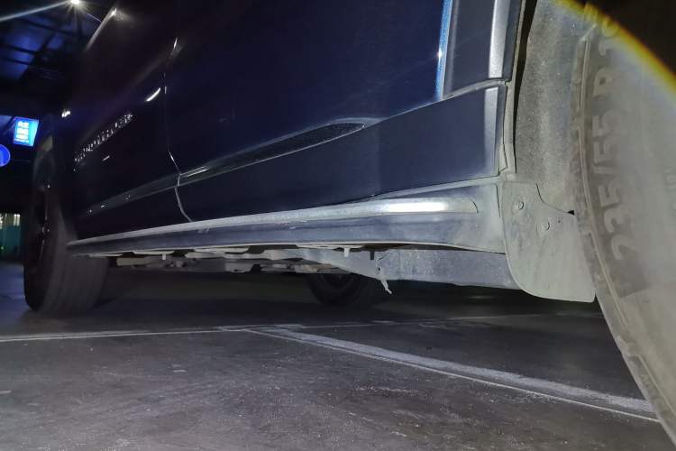 Used Jeep Grand Commander 2018 2.0T Four-Wheel Drive Prestige Edition China V Chassis Rear Left