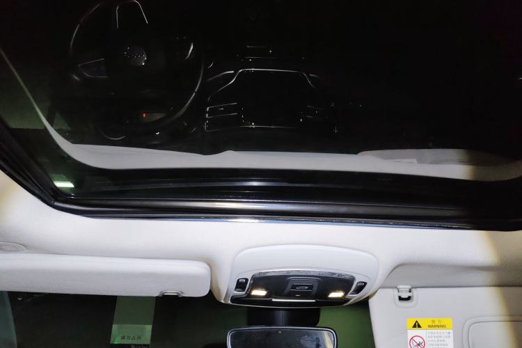 Used Jeep Grand Commander 2018 2.0T Four-Wheel Drive Smart Enjoyment Version China V Emission Standard Headliner