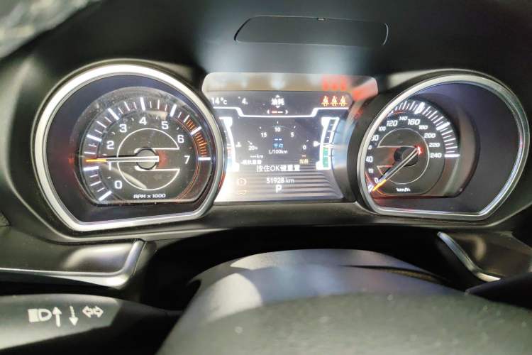 Used Jeep Grand Commander 2018 2.0T Four-Wheel Drive Smart Enjoyment Version China V Emission Standard Instrument Cluster