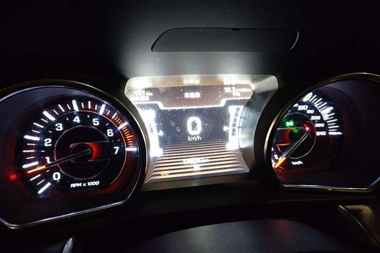 Used Jeep Grand Commander 2018 2.0T Four-Wheel Drive Premium Navigation Version China V Instrument Cluster
