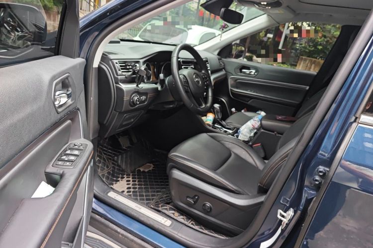 Used Jeep Grand Commander 2018 2.0T Four-Wheel Drive Smart Enjoyment Version China V Emission Standard Interior 3