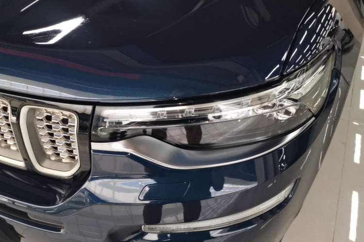 Used Jeep Grand Commander 2018 2.0T Four-Wheel Drive Luxury Edition China V Emission Standard Left Front Headlight