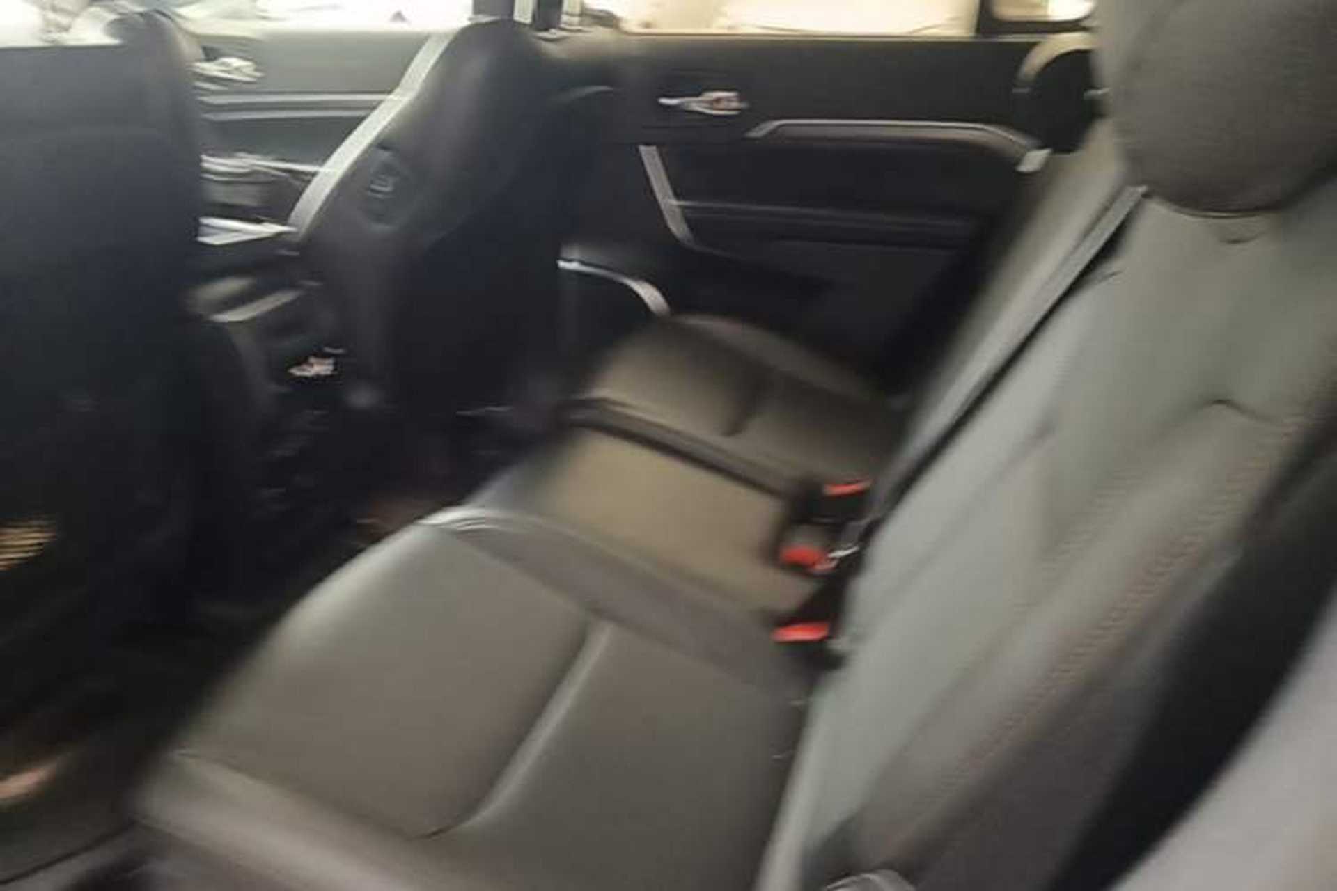 Used Jeep Grand Commander 2018 2.0T Four-Wheel Drive Smart Enjoyment Version China VI Left Rear Seat