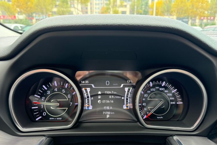 Used Jeep Grand Commander 2018 2.0T Four-Wheel Drive Enjoyment Edition China VI Odometer Close Up