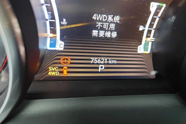 Used Jeep Grand Commander 2018 2.0T Four-Wheel Drive Smart Enjoyment Version China V Emission Standard Odometer Close Up