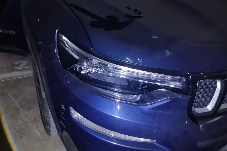 Used Jeep Grand Commander 2018 2.0T Four-Wheel Drive Prestige Edition China V Right Front Headlight