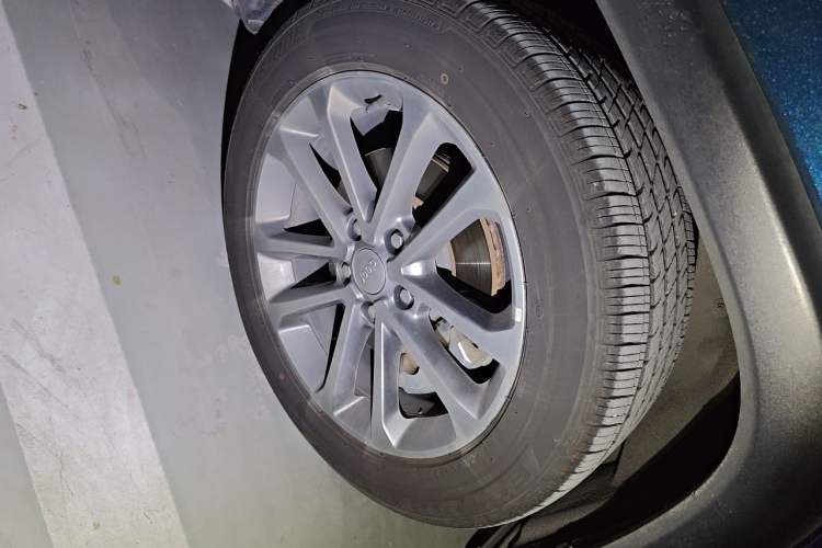 Used Jeep Grand Commander 2018 2.0T Four-Wheel Drive Premium Navigation Version China V Right Front Wheel Hub