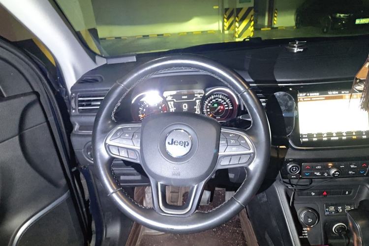 Used Jeep Grand Commander 2018 2.0T Four-Wheel Drive Premium Navigation Version China V Steering Wheel