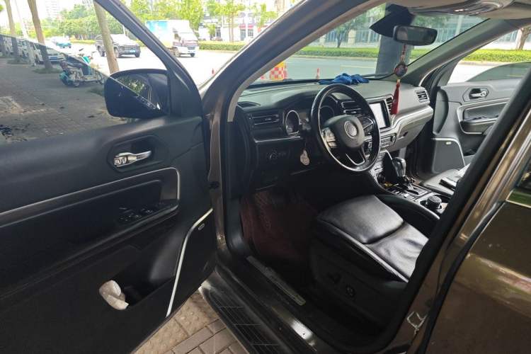 Used Jeep Grand Commander 2018 2.0T Four-Wheel Drive Smart Enjoyment Version China VI Driver Seat