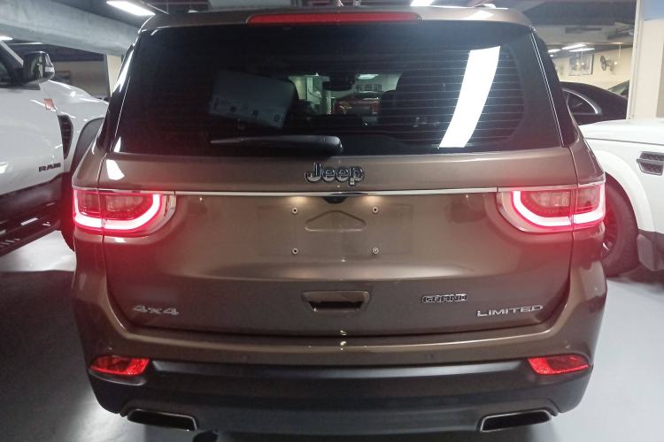 Used Jeep Grand Commander 2018 2.0T Four-Wheel Drive Premium Navigation Version China V Exterior 4