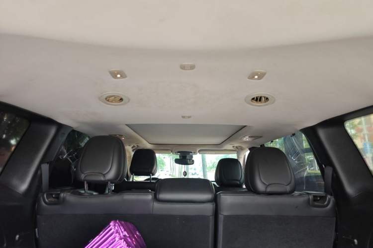 Used Jeep Grand Commander 2018 2.0T Four-Wheel Drive Smart Enjoyment Version China VI Headliner