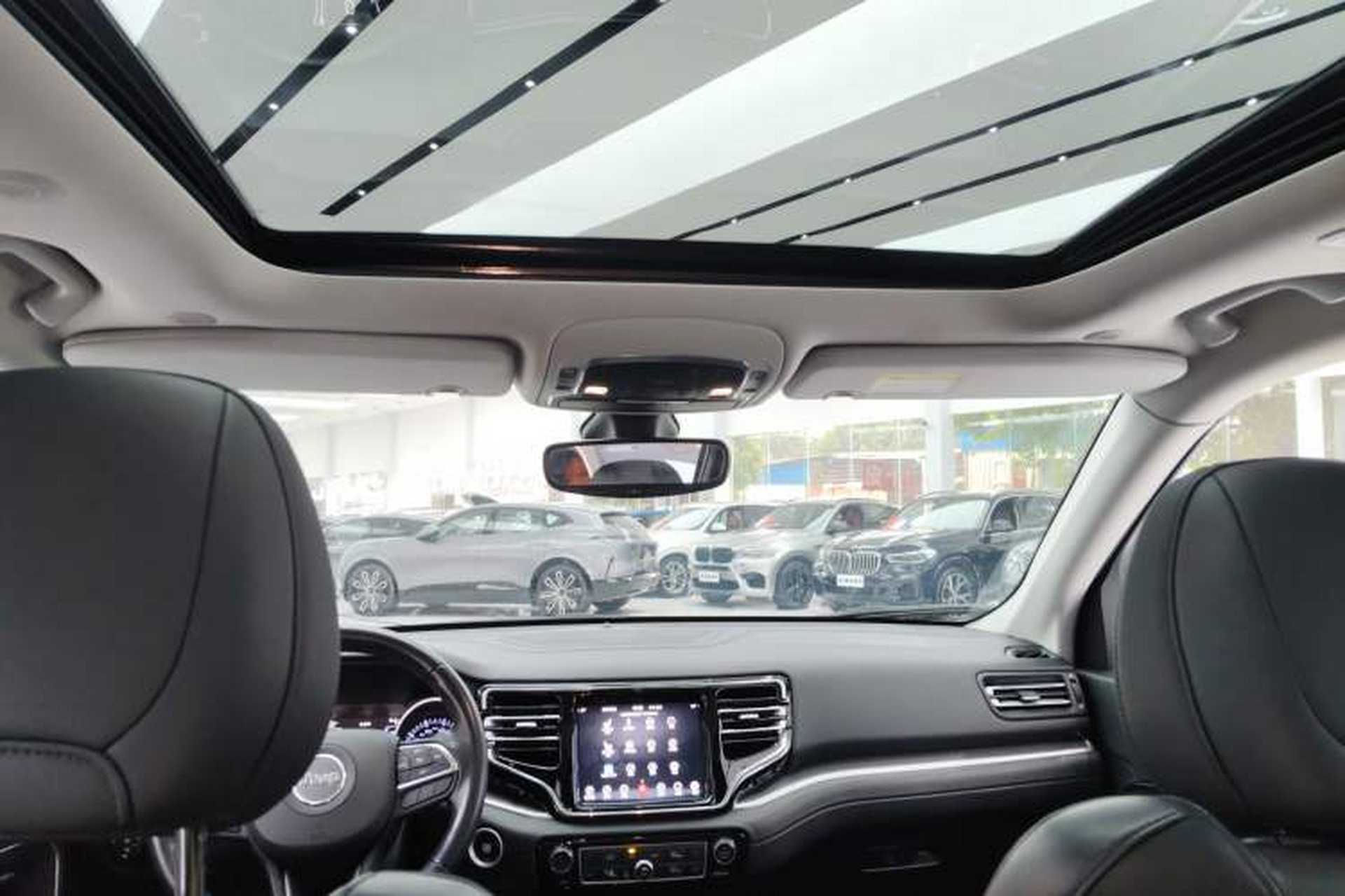 Used Jeep Grand Commander 2018 2.0T Four-Wheel Drive Enjoyment Edition China VI Headliner