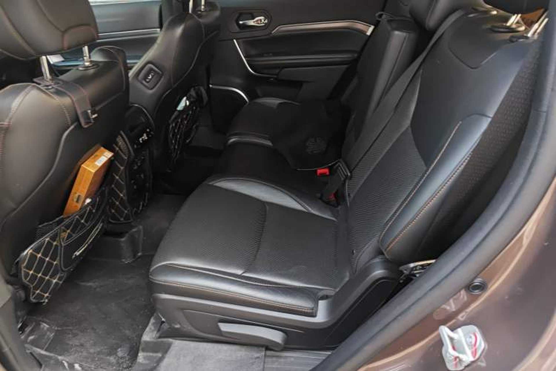 Used Jeep Grand Commander 2018 2.0T Four-Wheel Drive Smart Enjoyment Version China V Emission Standard Interior 4