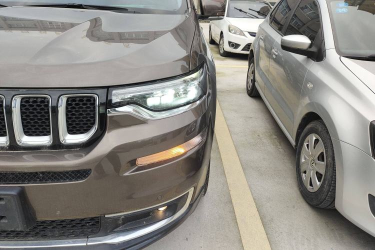 Used Jeep Grand Commander 2018 2.0T Four-Wheel Drive Prestige Edition China V Left Front Headlight