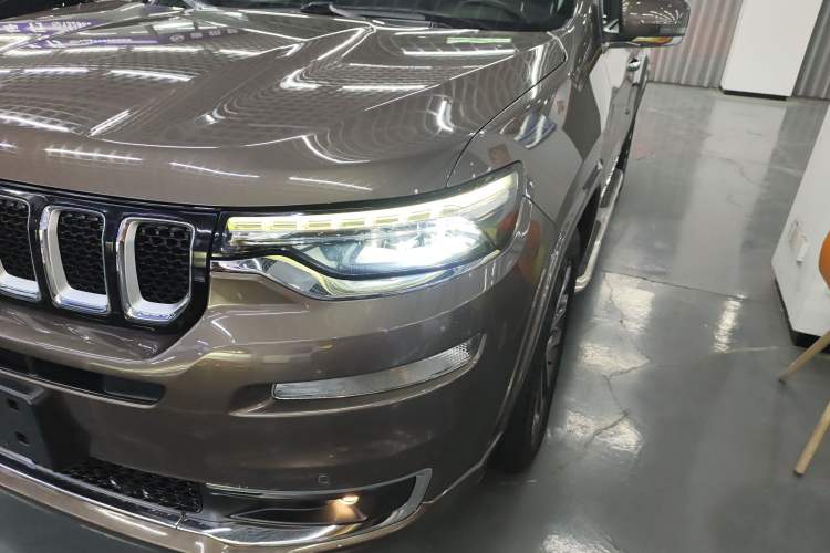 Used Jeep Grand Commander 2018 2.0T Four-Wheel Drive Smart Enjoyment Version China V Emission Standard Left Front Headlight