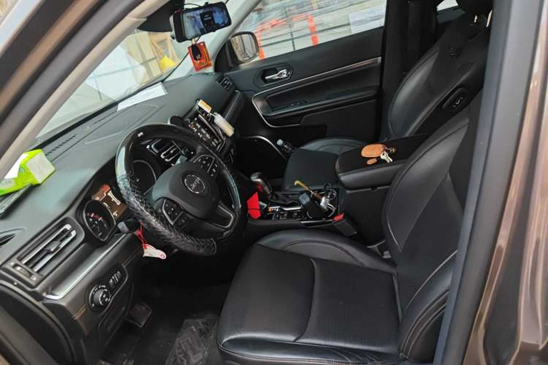 Used Jeep Grand Commander 2018 2.0T Four-Wheel Drive Smart Enjoyment Version China V Emission Standard Left Front Seat