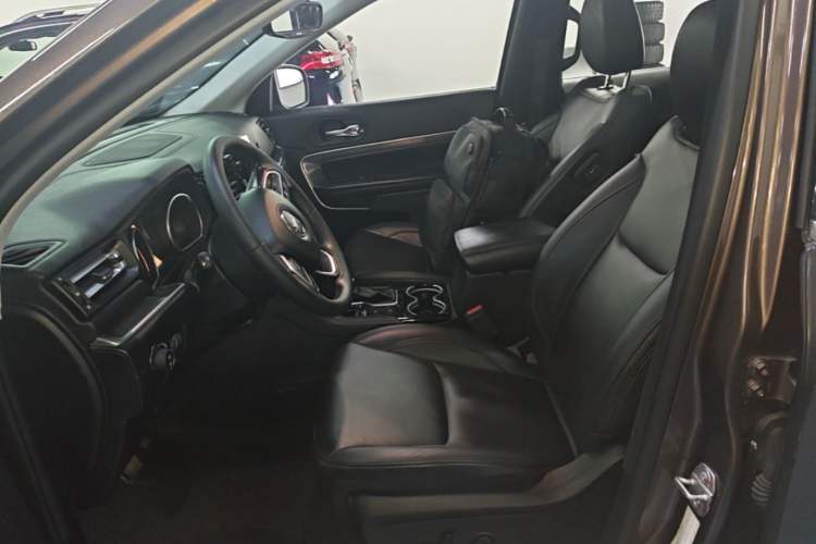 Used Jeep Grand Commander 2018 2.0T Four-Wheel Drive Prestige Edition China V Left Front Seat