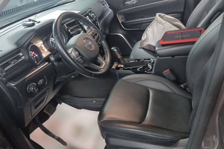 Used Jeep Grand Commander 2018 2.0T Four-Wheel Drive Premium Navigation Version China V Left Front Seat