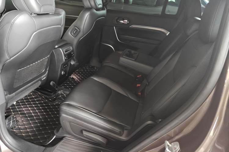 Used Jeep Grand Commander 2018 2.0T Four-Wheel Drive Premium Navigation Version China V Left Rear Seat