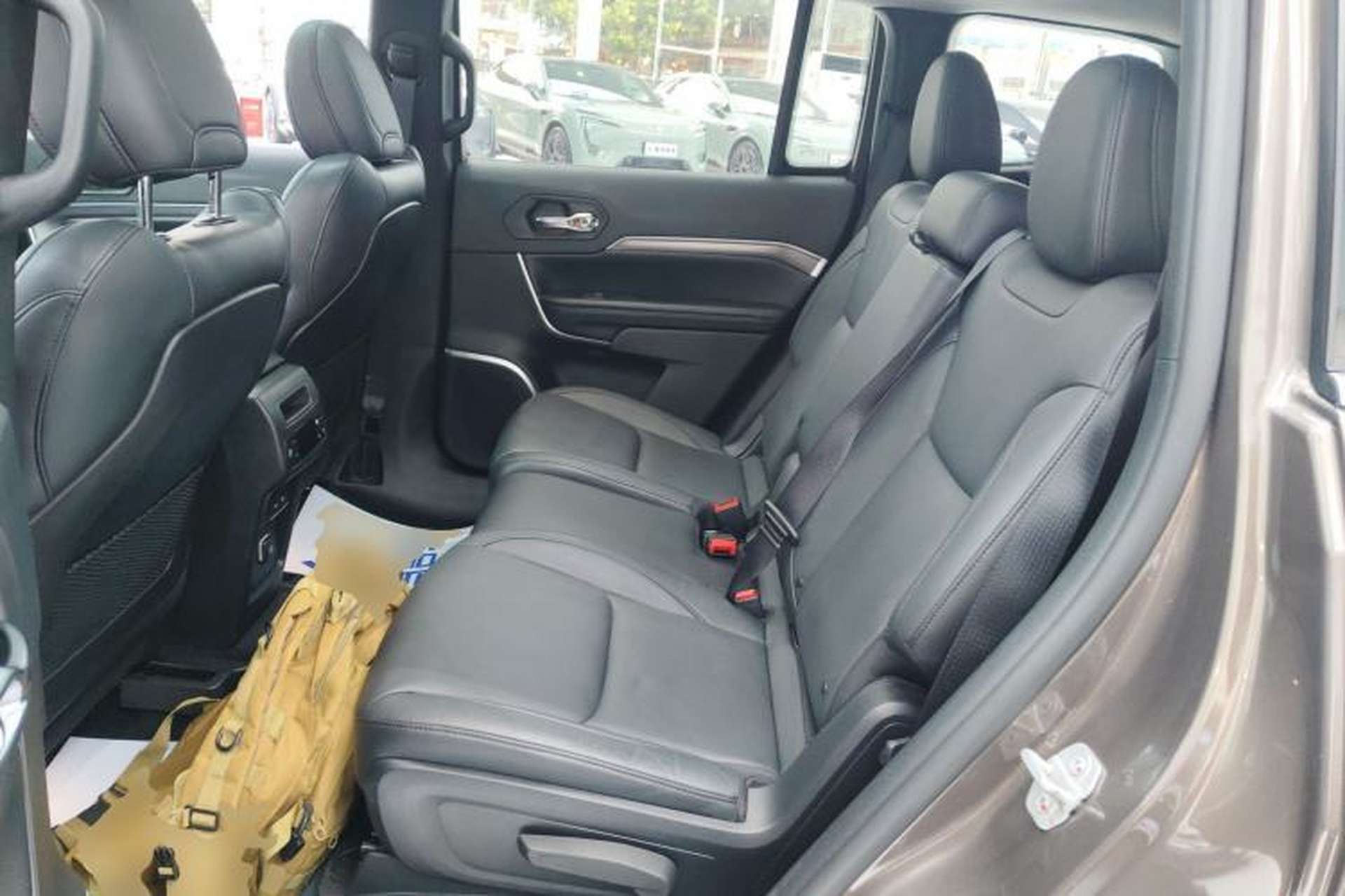 Used Jeep Grand Commander 2018 2.0T Four-Wheel Drive Enjoyment Edition China VI Left Rear Seat