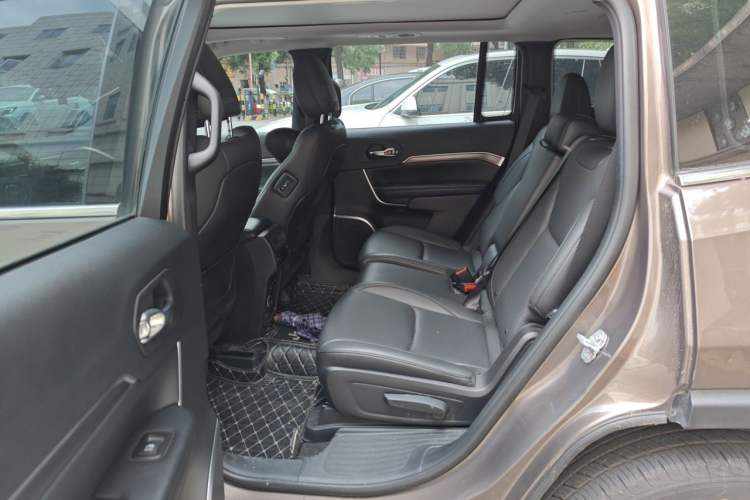 Used Jeep Grand Commander 2018 2.0T Four-Wheel Drive Prestige Edition China V Left Rear Seat
