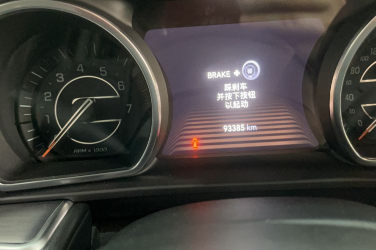 Used Jeep Grand Commander 2018 2.0T Four-Wheel Drive Premium Edition Odometer Close Up