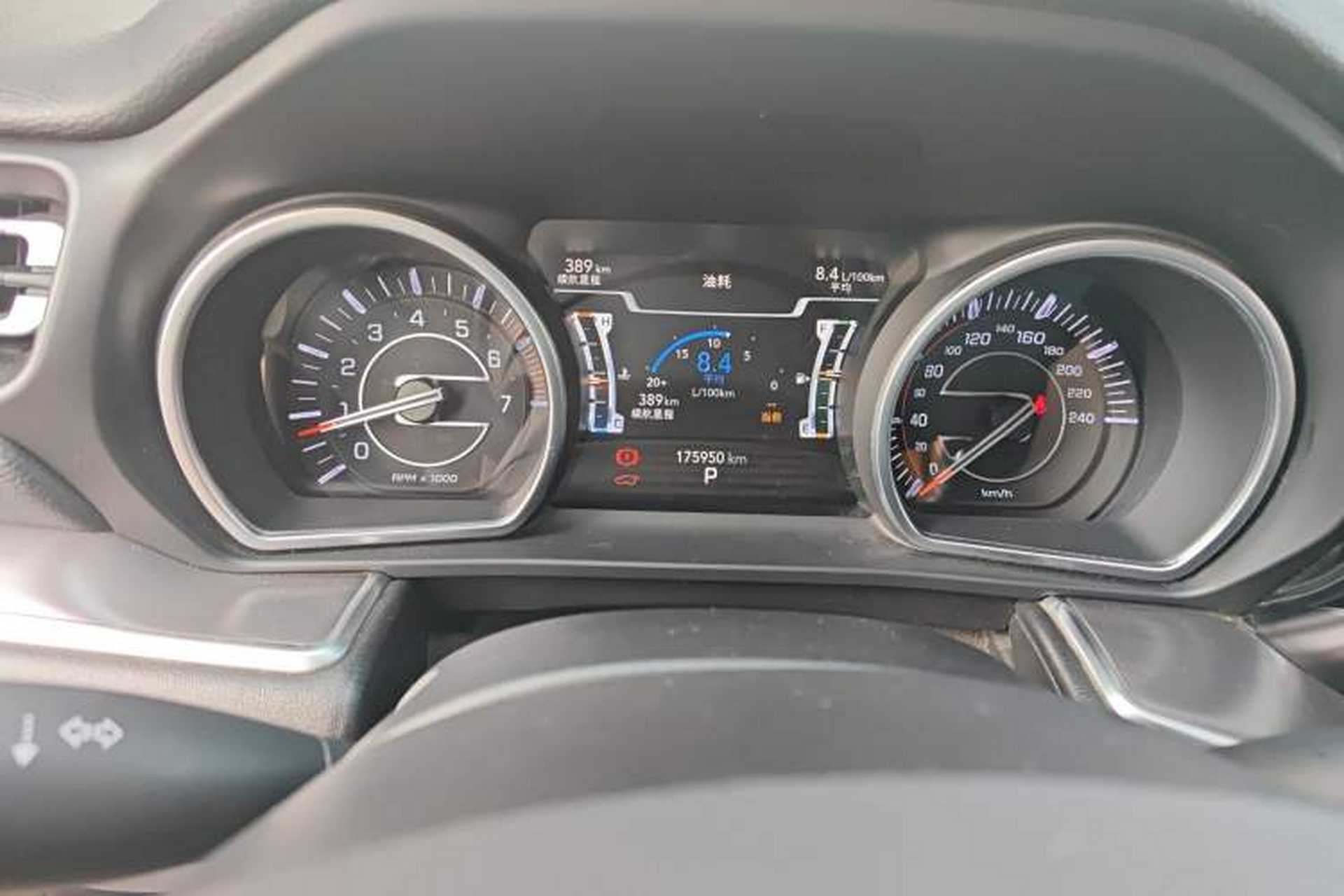 Used Jeep Grand Commander 2018 2.0T Four-Wheel Drive Prestige Edition China V Odometer Close Up