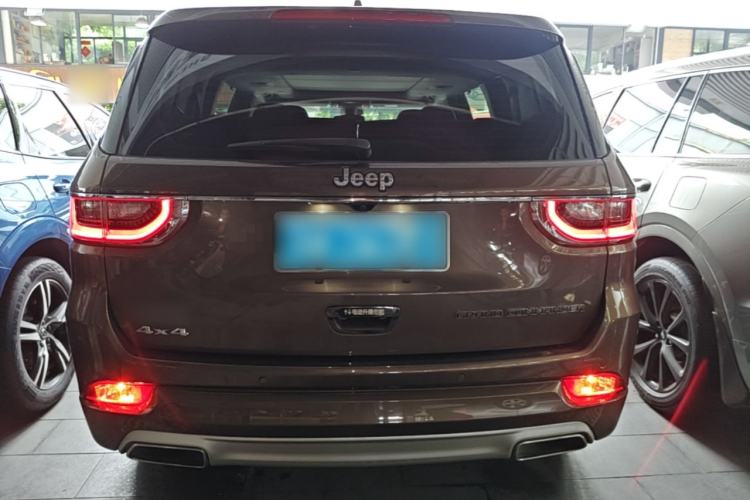 Used Jeep Grand Commander 2018 2.0T Four-Wheel Drive Smart Enjoyment Version China VI Rear