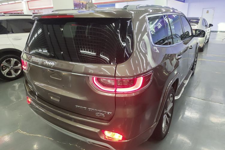 Used Jeep Grand Commander 2018 2.0T Four-Wheel Drive Smart Enjoyment Version China V Emission Standard Rear Right 45 Deg