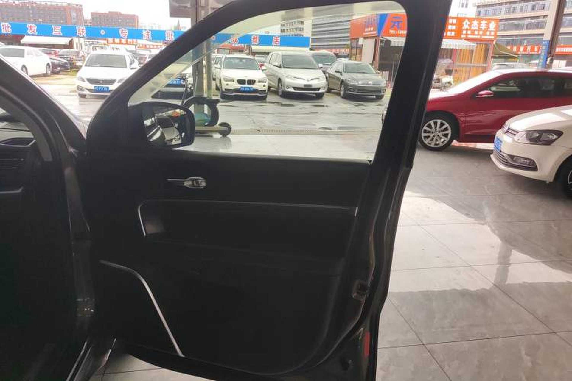 Used Jeep Grand Commander 2018 2.0T Four-Wheel Drive Enjoyment Version China V Right Front Door Interior