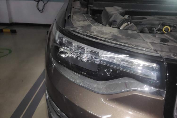 Used Jeep Grand Commander 2018 2.0T Four-Wheel Drive Prestige Edition China V Right Front Headlight