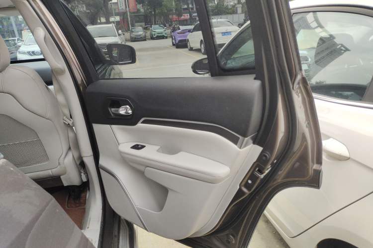 Used Jeep Grand Commander 2018 2.0T Four-Wheel Drive Prestige Edition China V Right Rear Door Interior