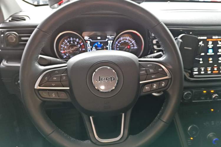 Used Jeep Grand Commander 2018 2.0T Four-Wheel Drive Smart Enjoyment Version China VI Steering Wheel