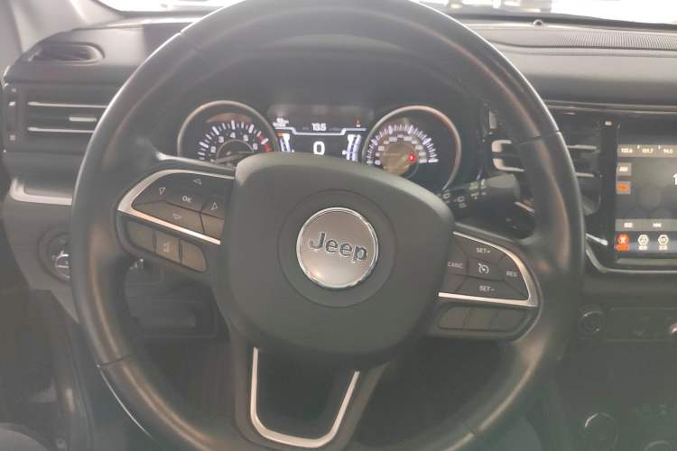 Used Jeep Grand Commander 2018 2.0T Four-Wheel Drive Enjoyment Version China V Steering Wheel