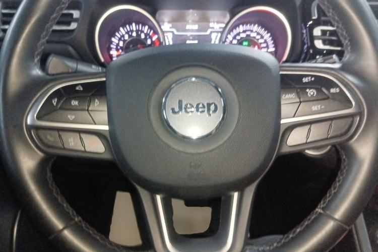 Used Jeep Grand Commander 2018 2.0T Four-Wheel Drive Premium Navigation Version China V Steering Wheel