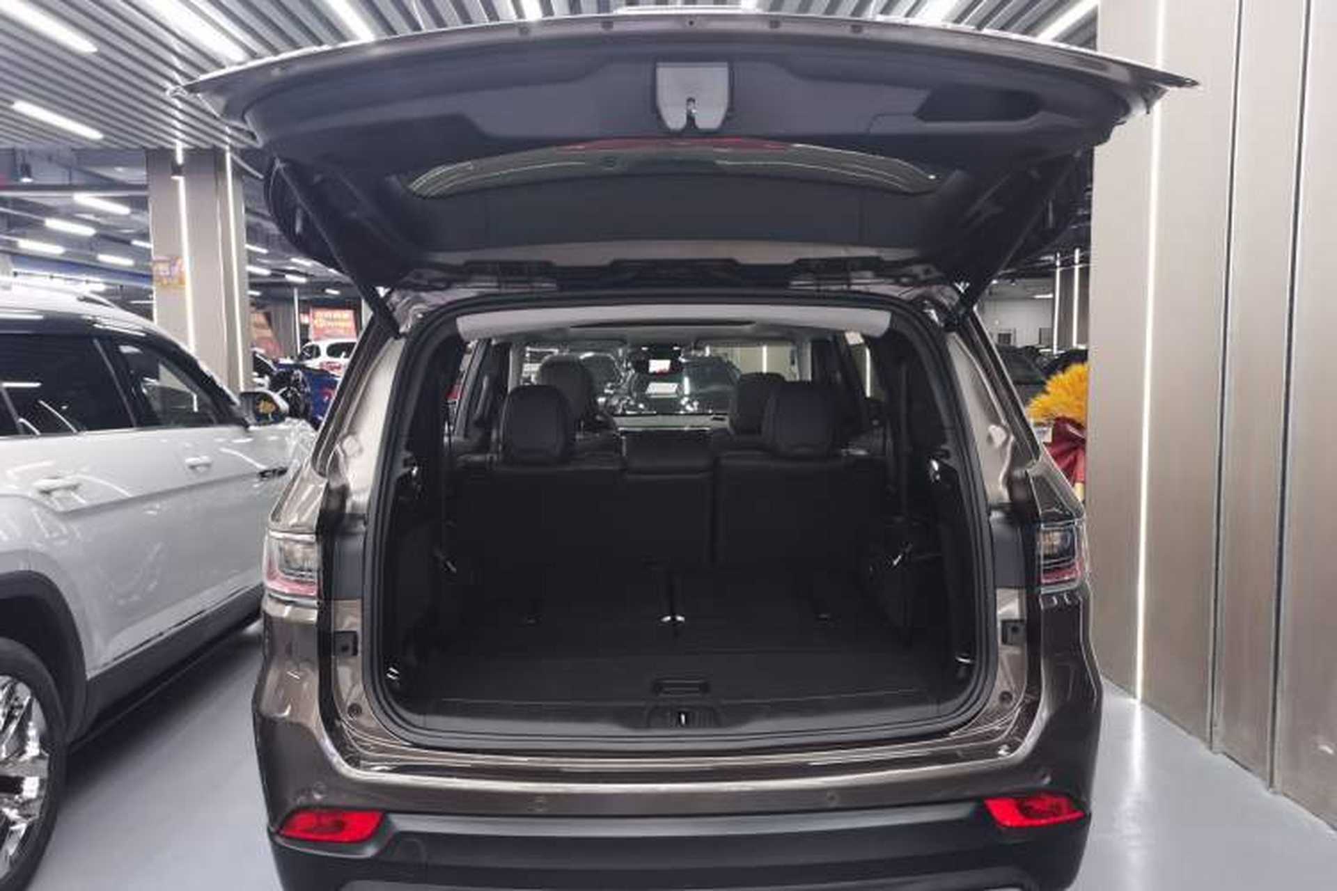 Used Jeep Grand Commander 2018 2.0T Four-Wheel Drive Prestige Edition China V Trunk