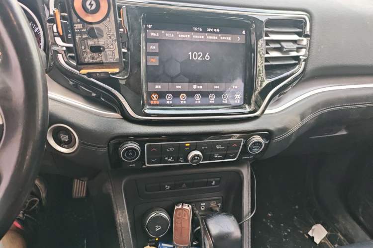 Used Jeep Grand Commander 2018 2.0T Four-Wheel Drive Enjoyment Edition China VI Audio And AC Panel