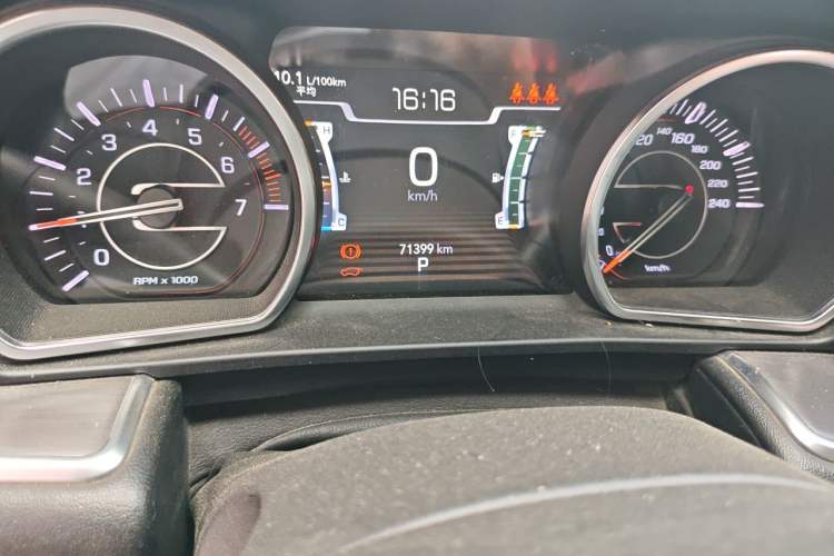 Used Jeep Grand Commander 2018 2.0T Four-Wheel Drive Enjoyment Edition China VI Odometer Close Up