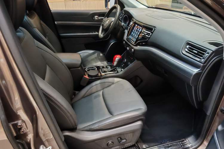 Used Jeep Grand Commander 2018 2.0T Four-wheel Drive Premium Edition China VI Right Front Seat