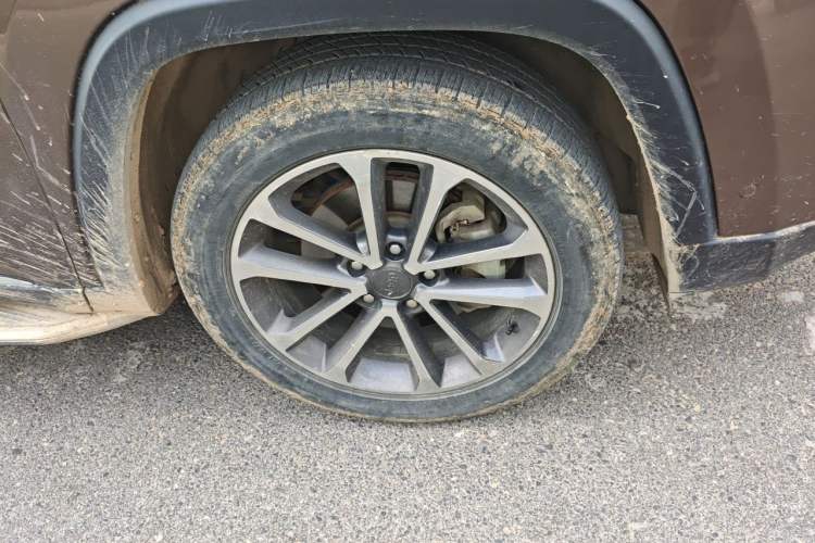 Used Jeep Grand Commander 2018 2.0T Four-Wheel Drive Enjoyment Edition China VI Right Front Wheel Hub