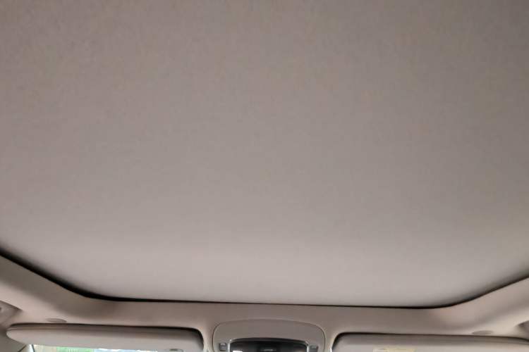 Used Jeep Grand Commander 2018 2.0T Four-wheel Drive Premium Edition China VI Roof