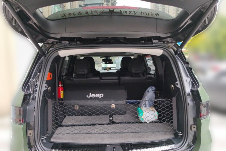 Used Jeep Grand Commander 2018 2.0T Four-Wheel Drive Enjoyment Edition China VI Trunk