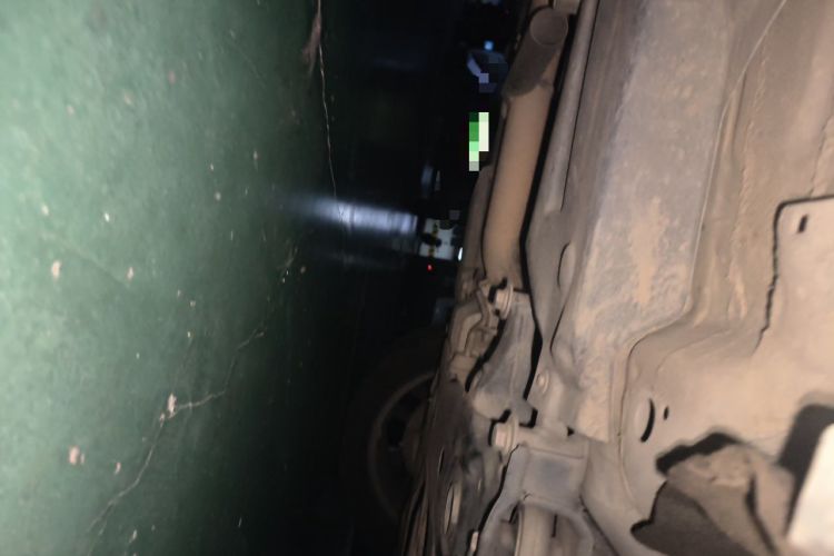 Used Jeep Grand Commander 2018 2.0T Four-Wheel Drive Premium Navigation Version China V Chassis Front Right