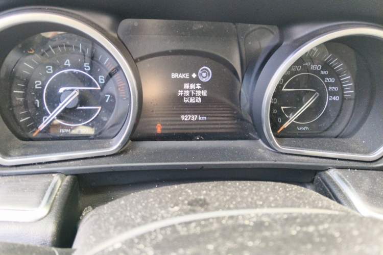Used Jeep Grand Commander 2018 2.0T Four-Wheel Drive Premium Navigation Edition China VI Odometer Close Up