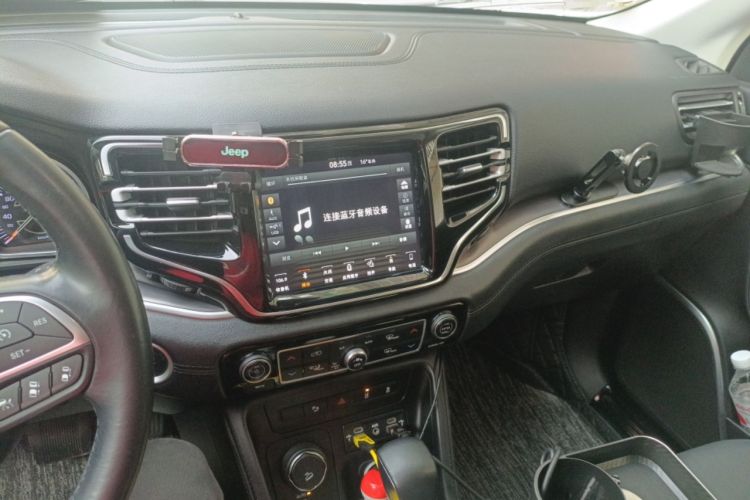 Used Jeep Grand Commander 2018 2.0T Four-Wheel Drive Prestige Edition China V Audio And AC Panel