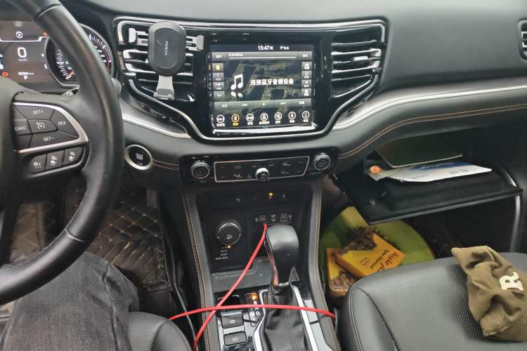 Used Jeep Grand Commander 2018 2.0T Four-Wheel Drive Smart Enjoyment Version China VI Audio And AC Panel