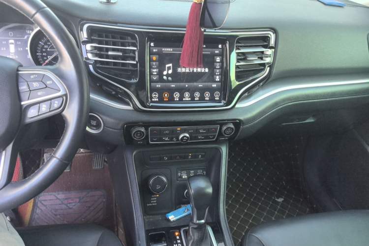 Used Jeep Grand Commander 2018 2.0T Four-Wheel Drive Prestige Edition China V Audio And AC Panel